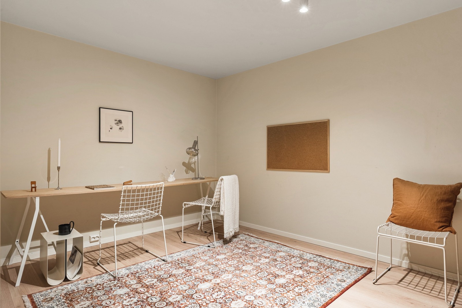 Ved trappen er det innredet bod på 12,3 kvm - Denne har vært benyttet som TV-stue Galleribilde