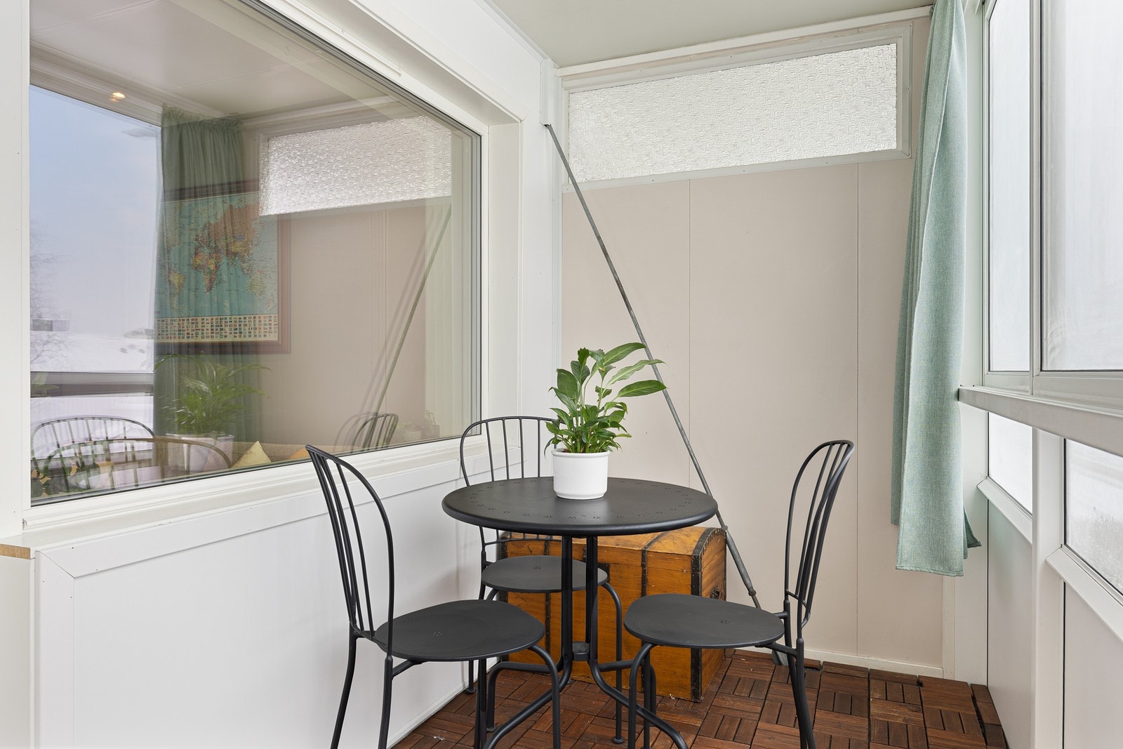 Det ble satt inn nye vinduer i regi av aksjelaget i 2020. Galleribilde