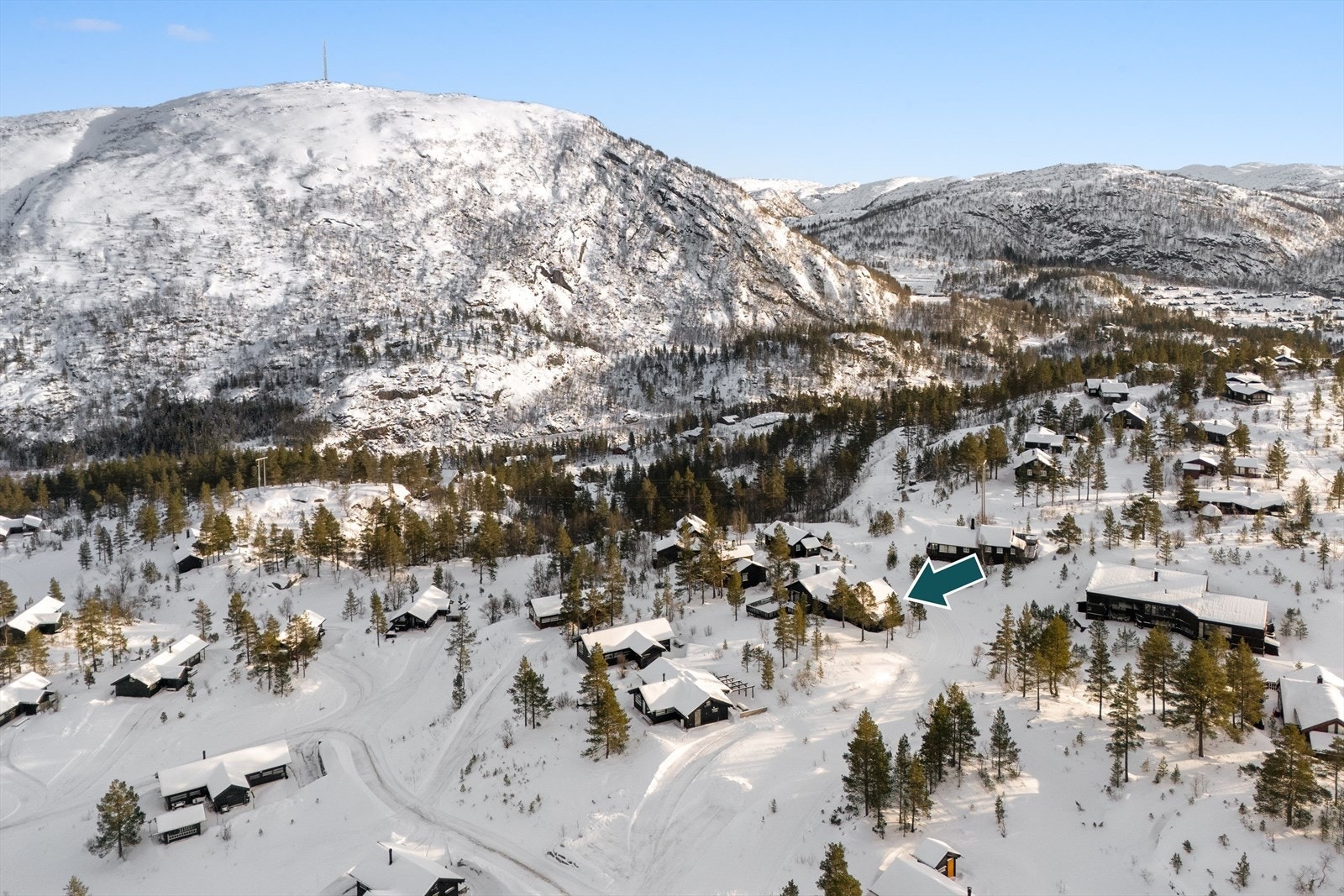Området er kjent for sine gode vintersportsforhold, med både alpinanlegg og langrennsløyper. Galleribilde
