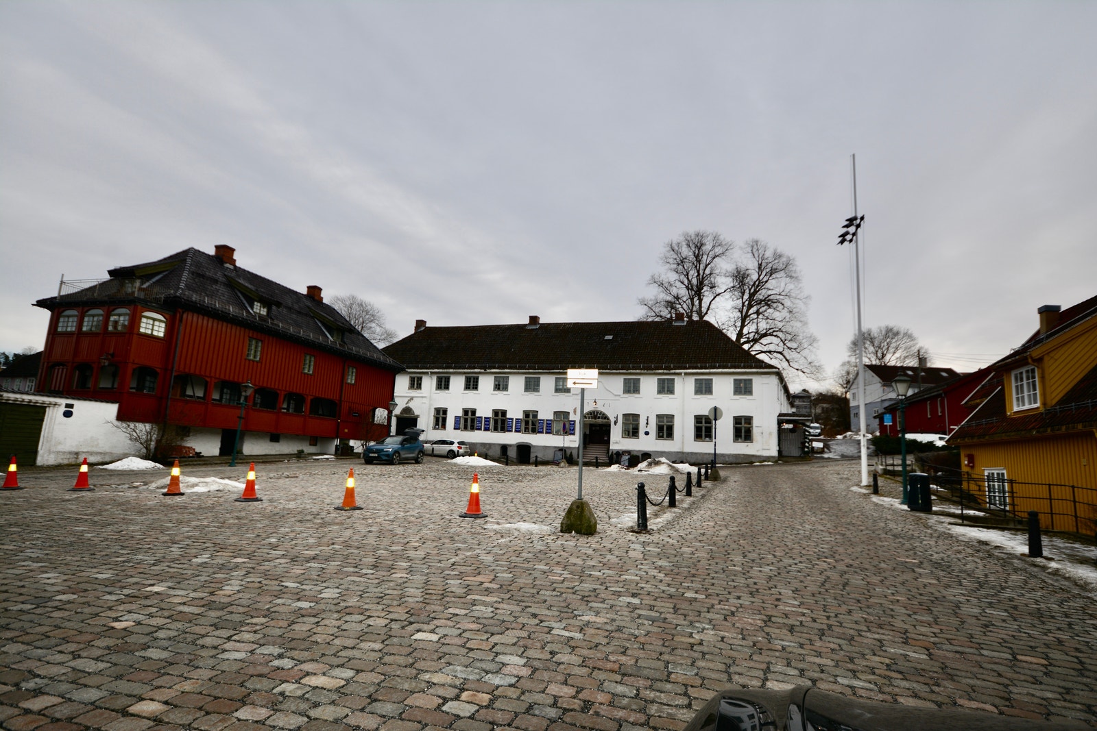 350 meter å gå til Son Torg Galleribilde