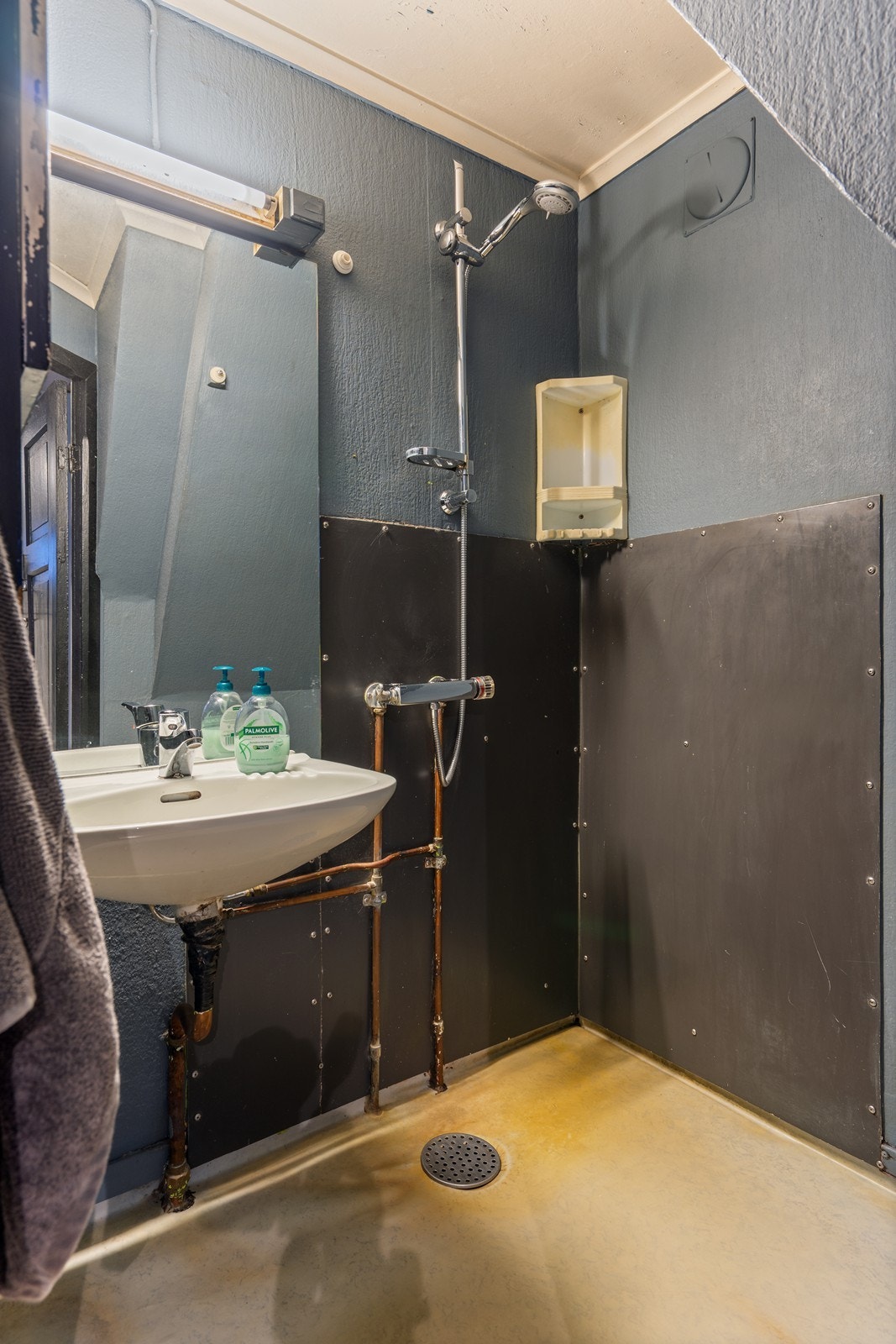 Bad/dusj Galleribilde