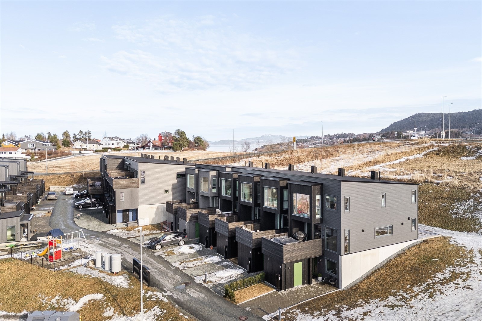 4216-3-1_127.jpg Galleribilde