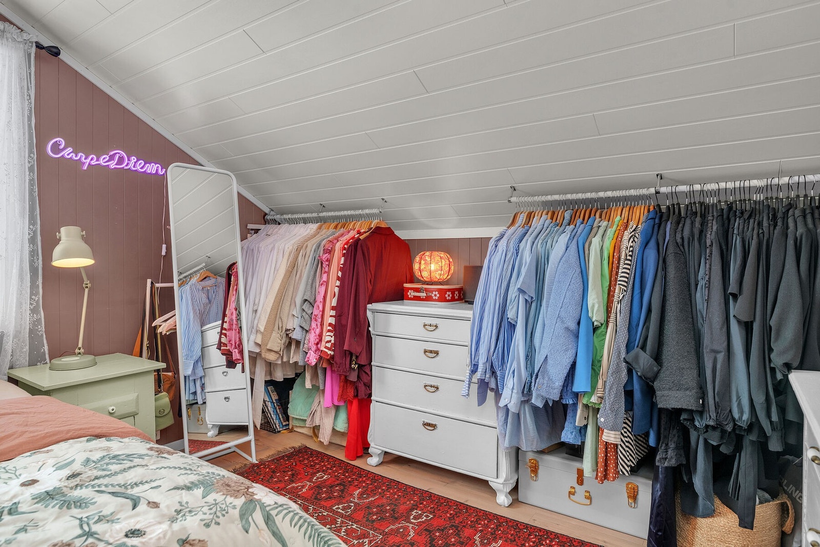 Soverom. 1 Galleribilde