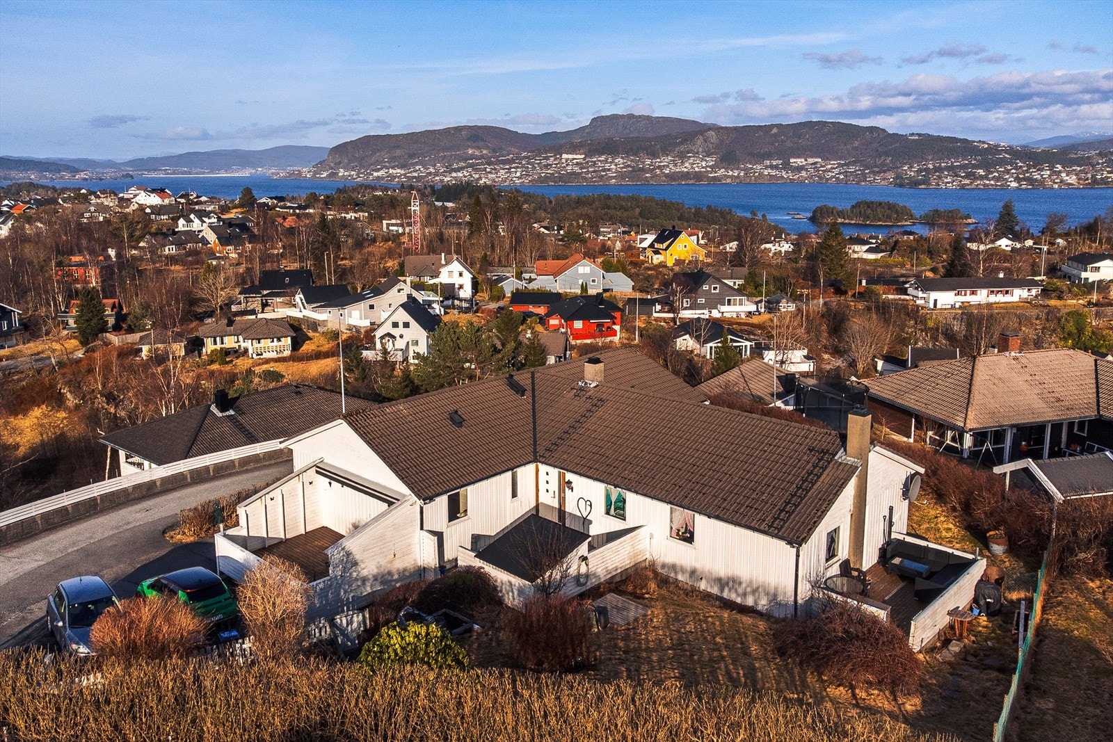 Velkommen til Glitrevegen 1 - presentert av Karethe Rye Torben v/Eiendomsmegler Norge Galleribilde