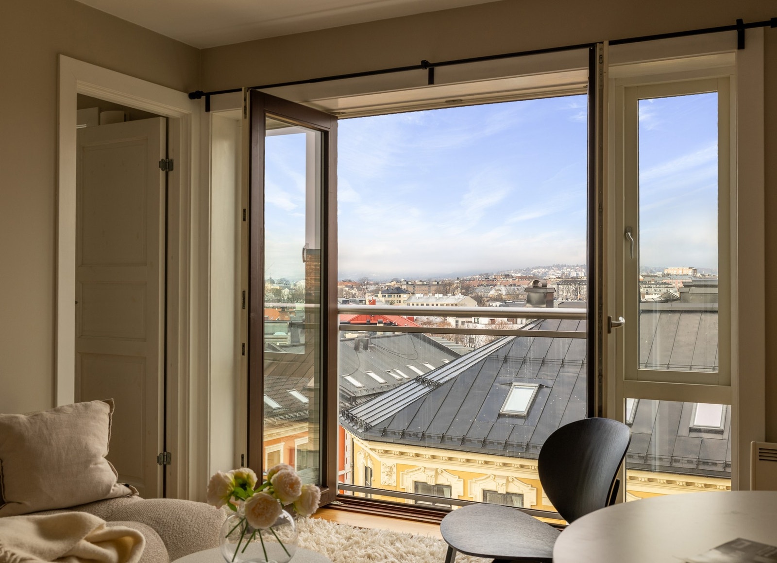 Perfekt leilighet for deg som ønsker å bo midt på fantastiske St. Hanshaugen med gangavstand til alt. Galleribilde