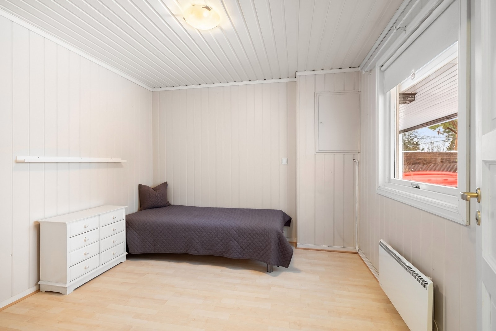 Soverom 4 (separat del). Galleribilde