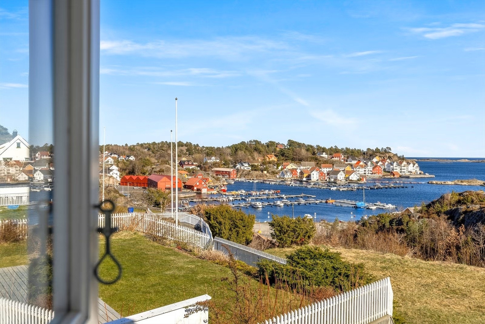 Utsikt fra soverom i 2. etasje Galleribilde