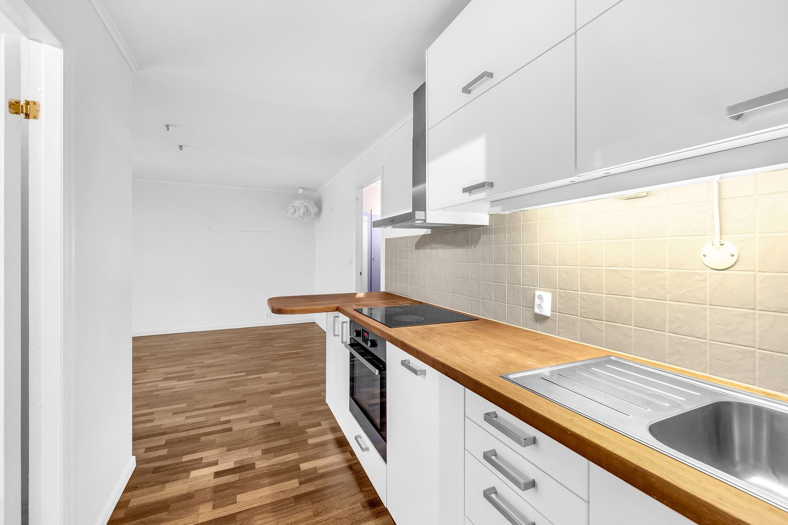 Integrerte hvitevarer medfølger. Galleribilde