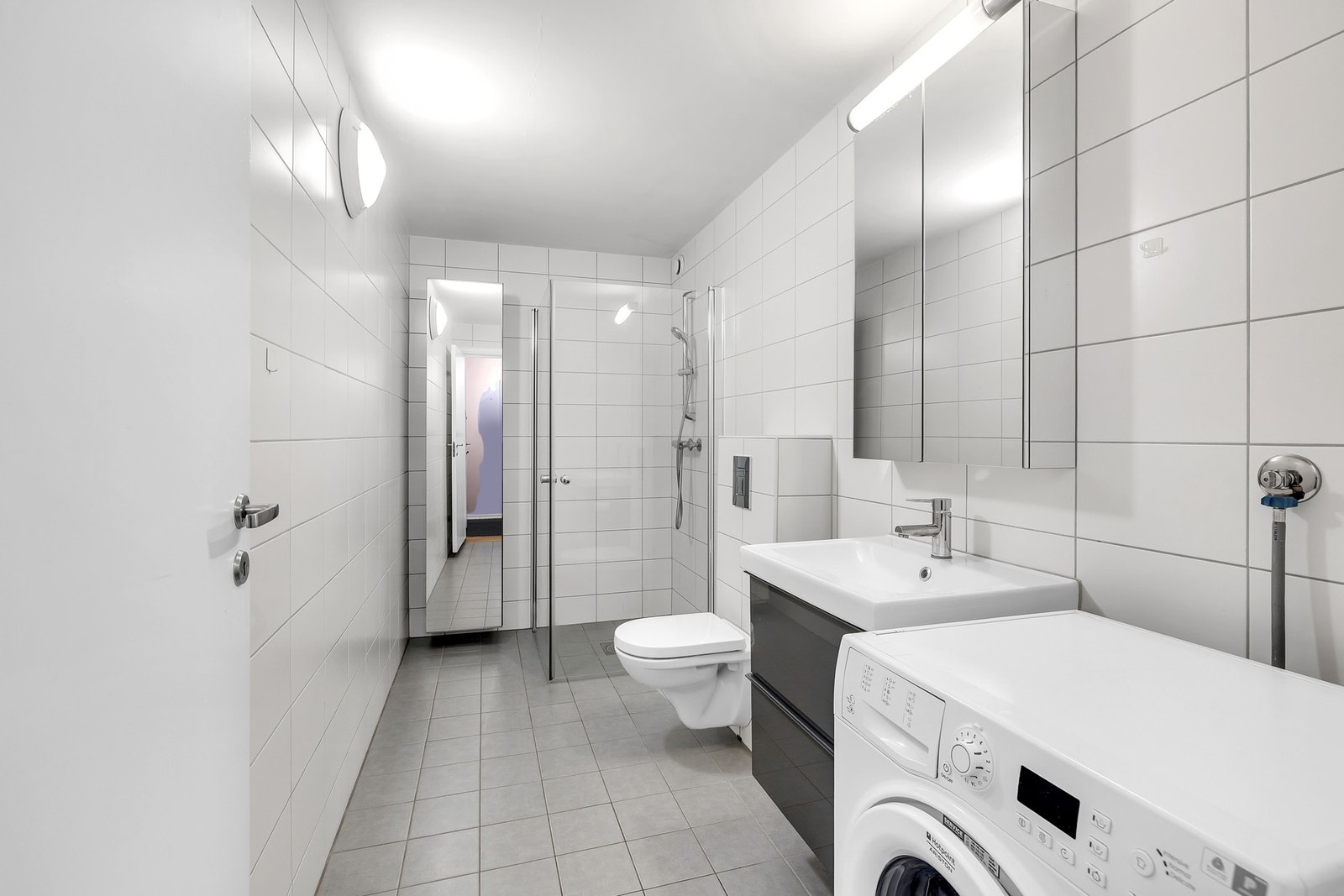 Pent, flislagt baderom fra 2014. Galleribilde