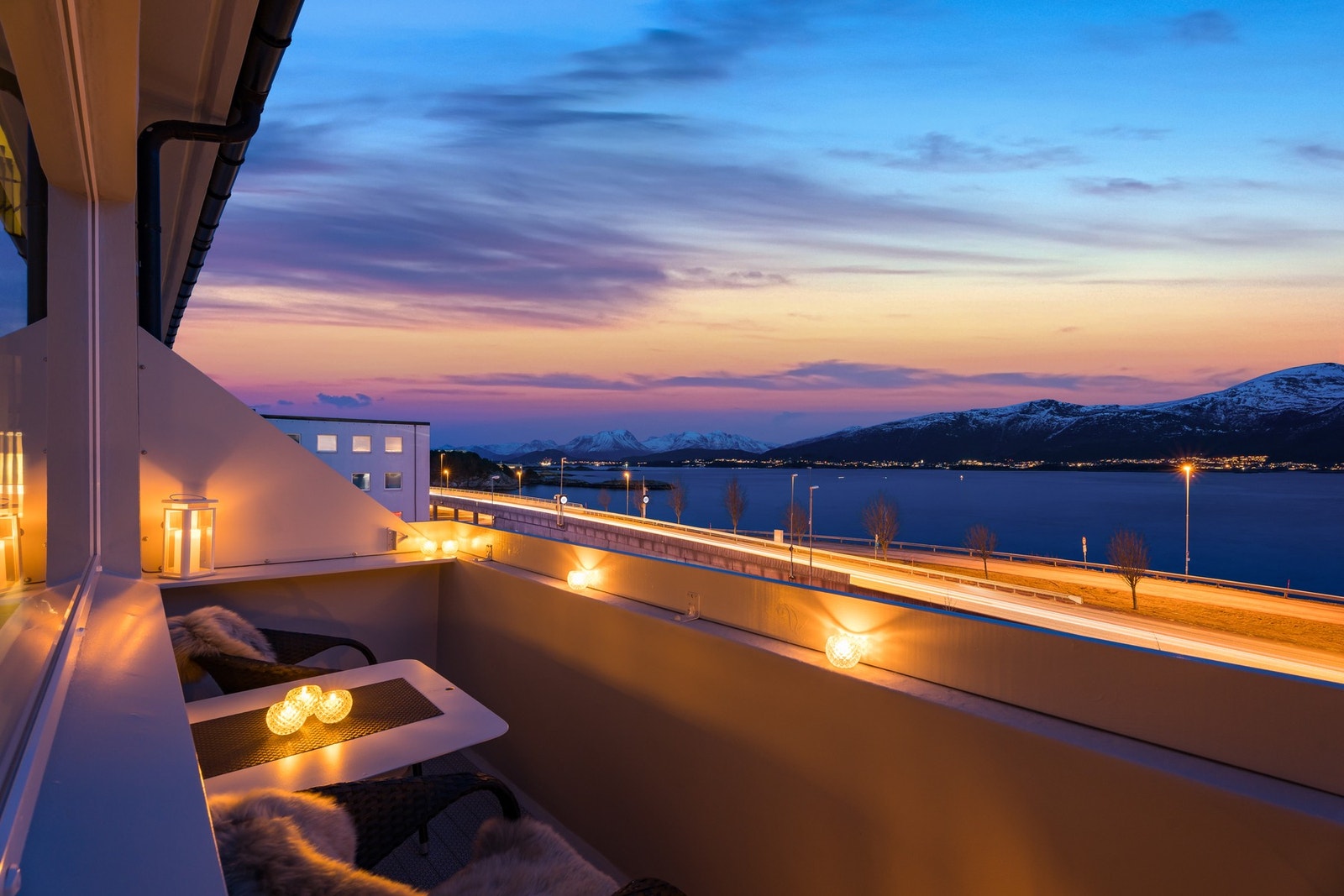 EIE ved Sissel Longva presenterer toppleilighet med utsikt i Ystenesgata 14. Foto Viking Media ved Marius Hoddevik Galleribilde