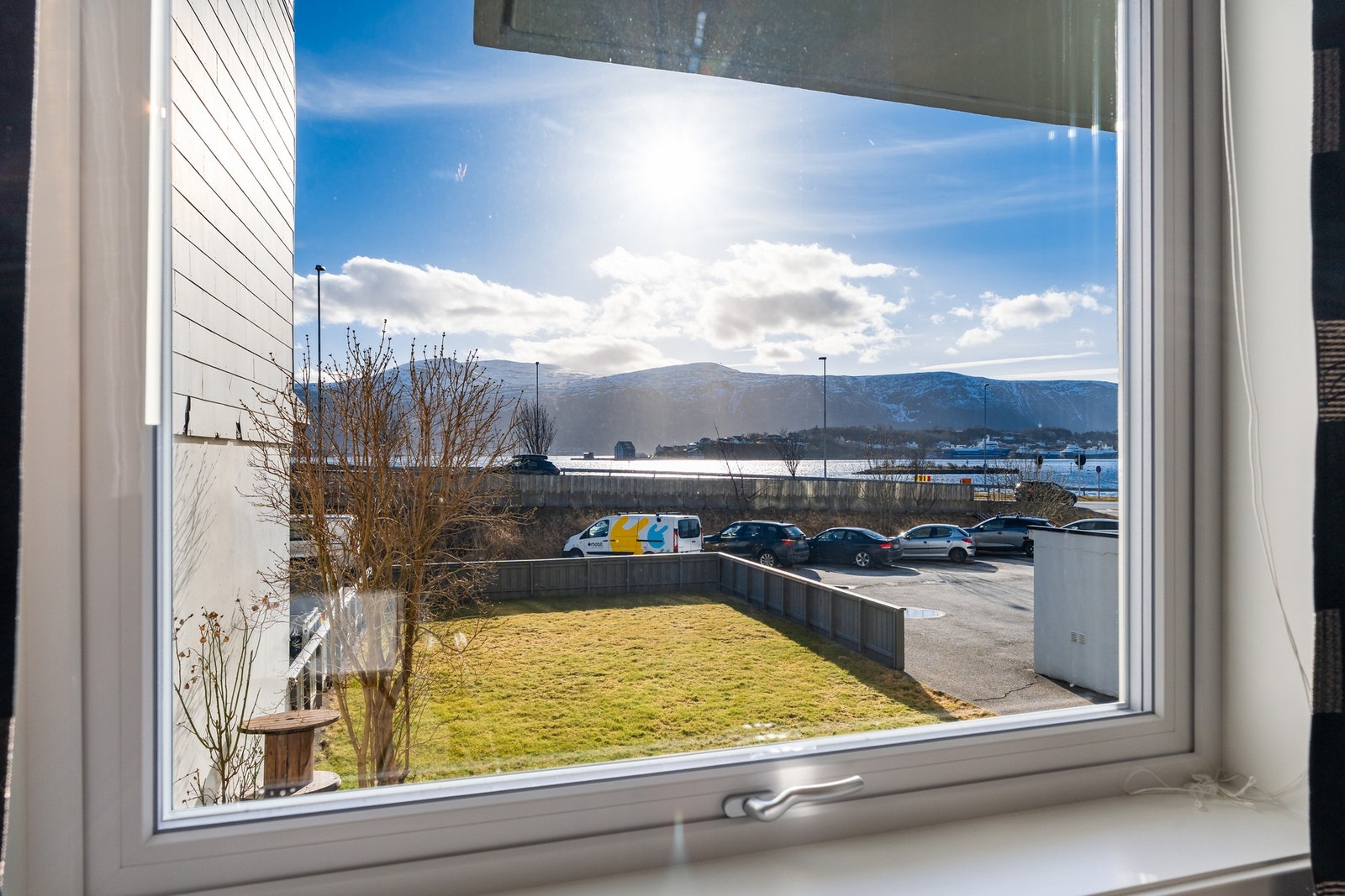 Utsikten fra hybelen. Galleribilde