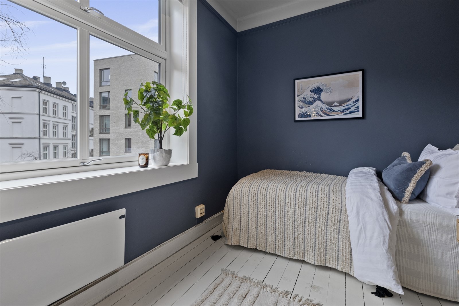 Store vindusflater sørger for godt lysinnslipp og enkel utlufting. Galleribilde