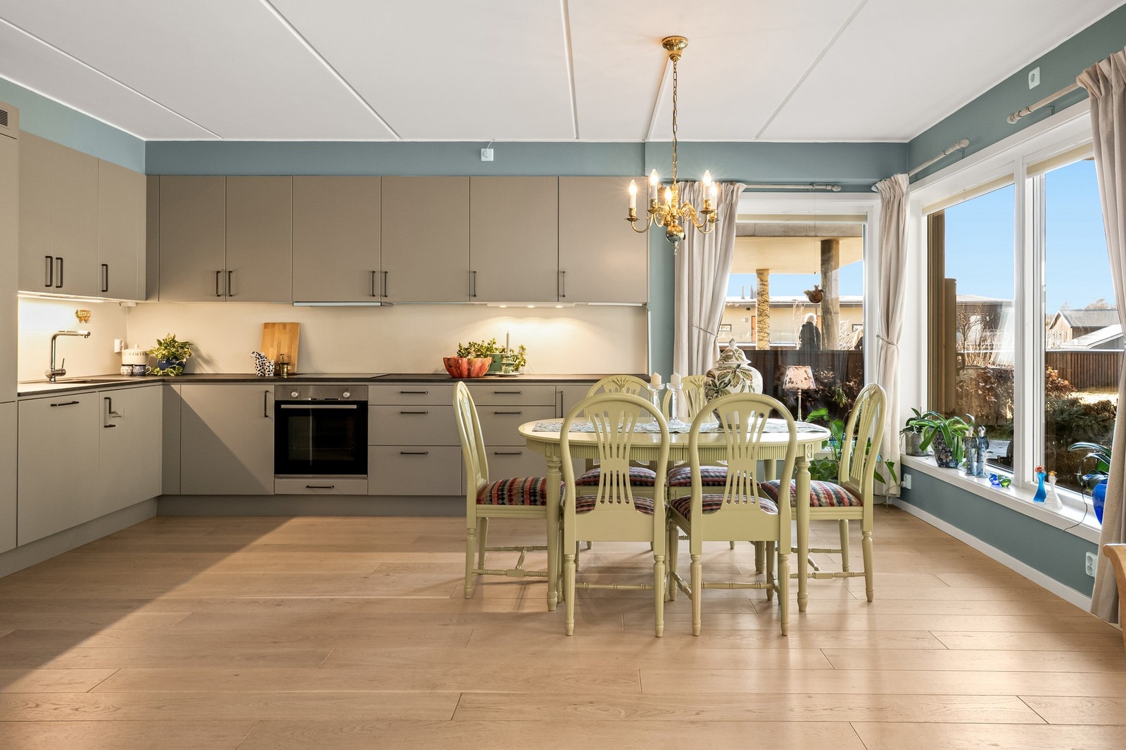 Hvitevarene medfølger. Galleribilde