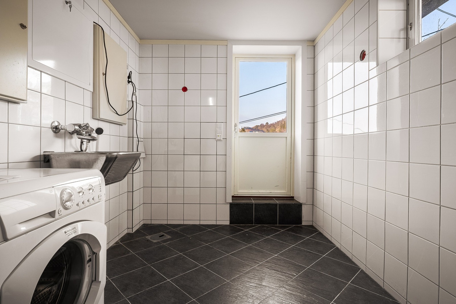 Her har du også en praktisk dør som kan benyttes på våte regndager. Galleribilde