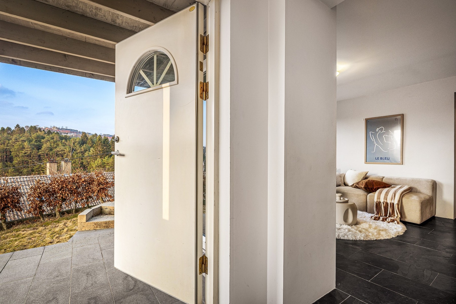 Underetasjen er romslig og praktisk, og måler totalt 63 kvm. Galleribilde