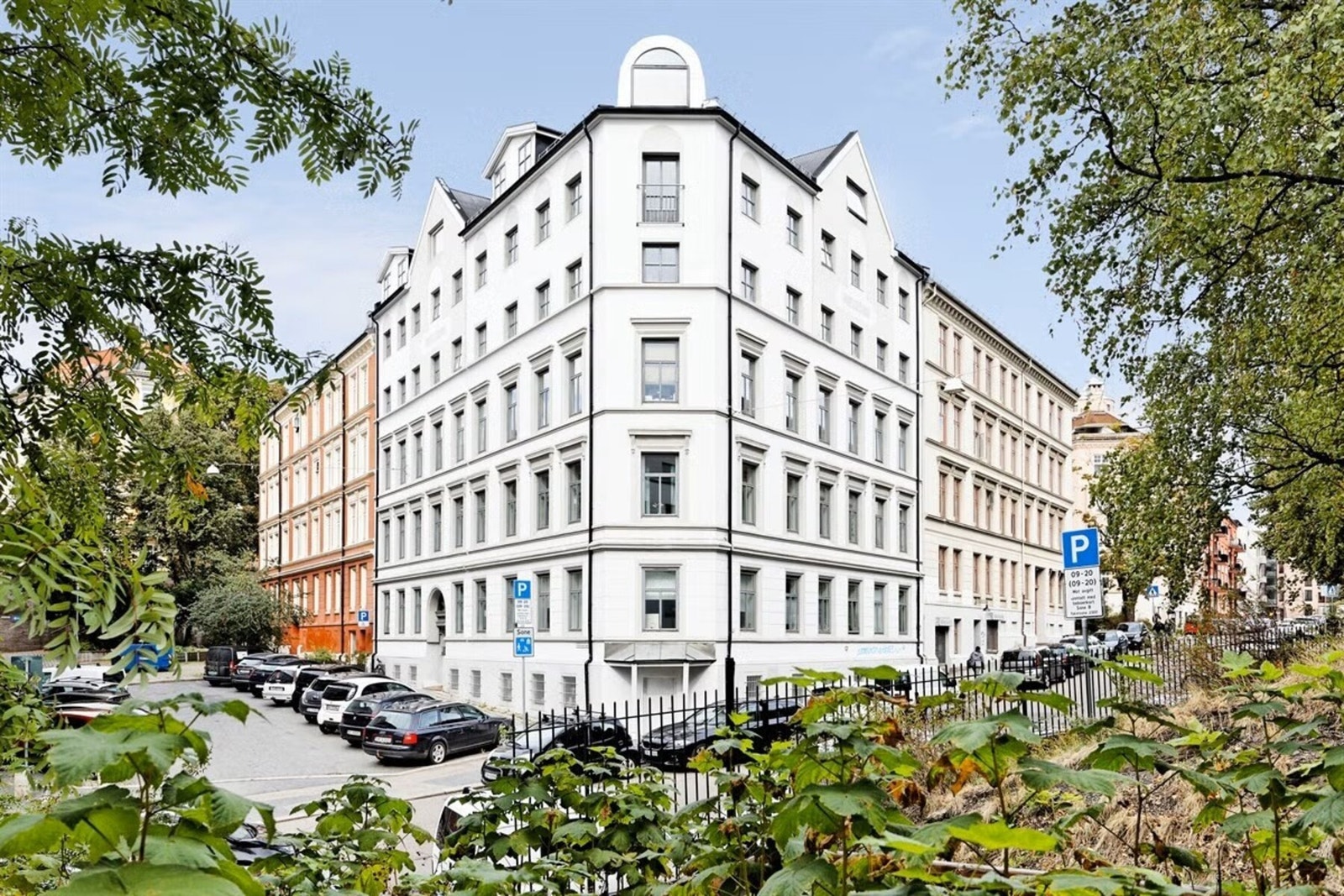 Fasade - her bor du i en klassisk og ettertraktet bygård Galleribilde