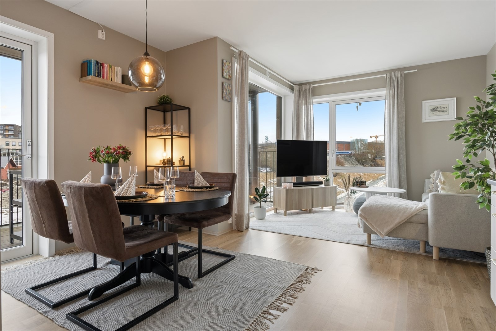 DNB Eiendom ved Sara Fredriksen Johnsen har gleden av å presentere Ladebekken 13! Galleribilde