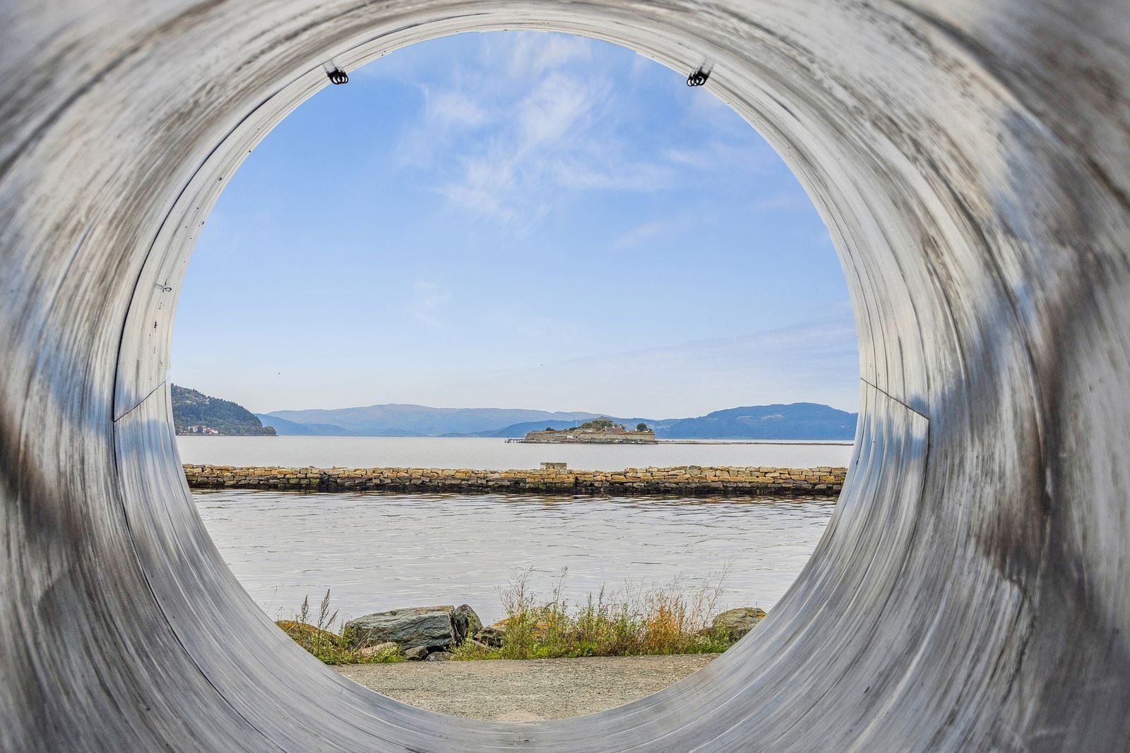 Noen av byens beste strender ligger langs Ladestien, med mulighet for fisking, bading, soling og båtliv. Galleribilde
