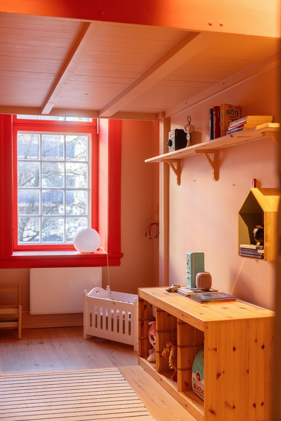 Rommet fungerer ypperlig som barnerom, gjesterom, kontor eller det man måtte ha behov for. Galleribilde