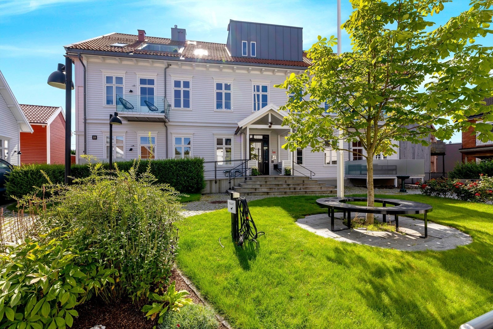 Velkommen til Østerveien 18! Ta kontakt med megler ved spørsmål om boligen. Galleribilde