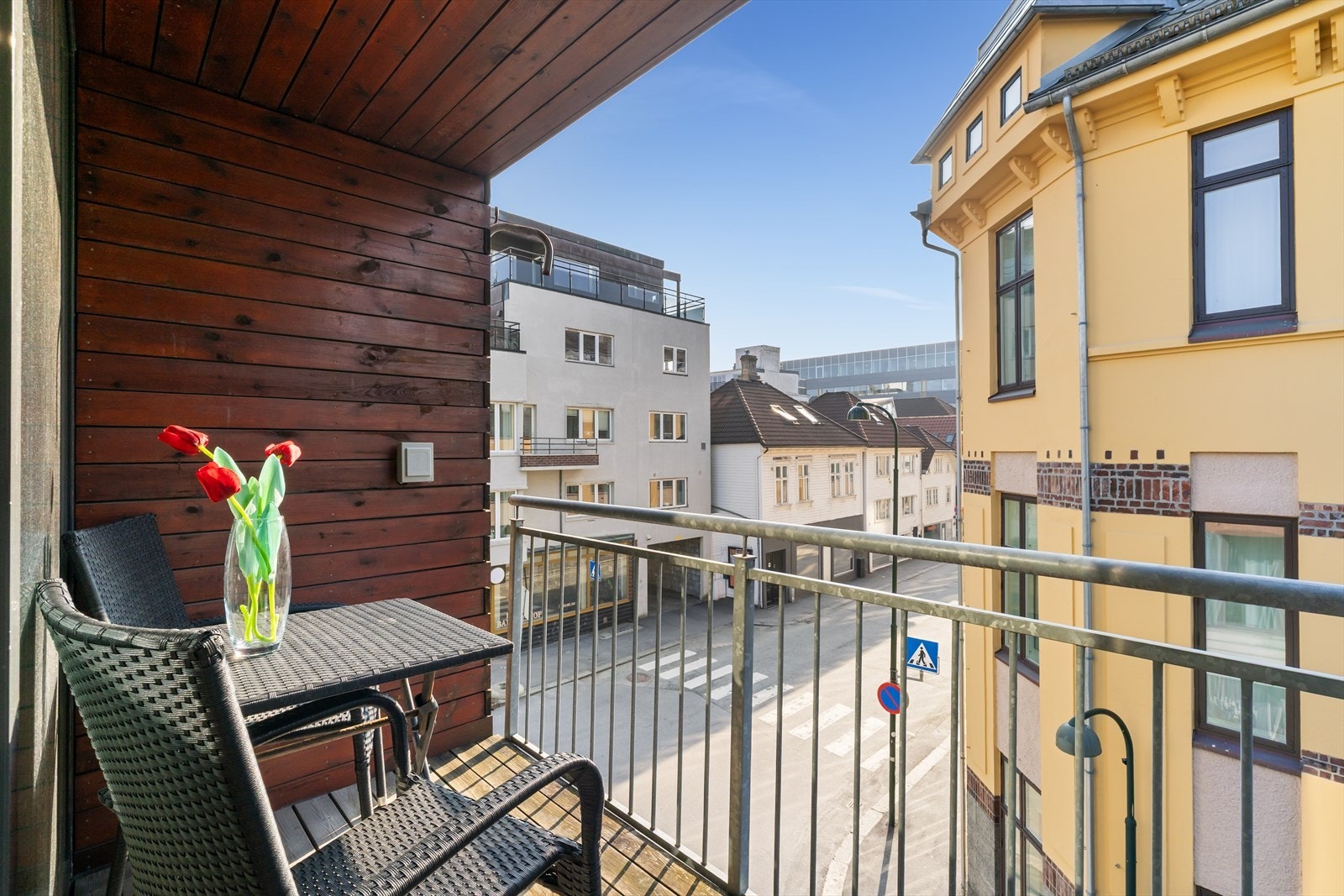 Sørvendt balkong Galleribilde