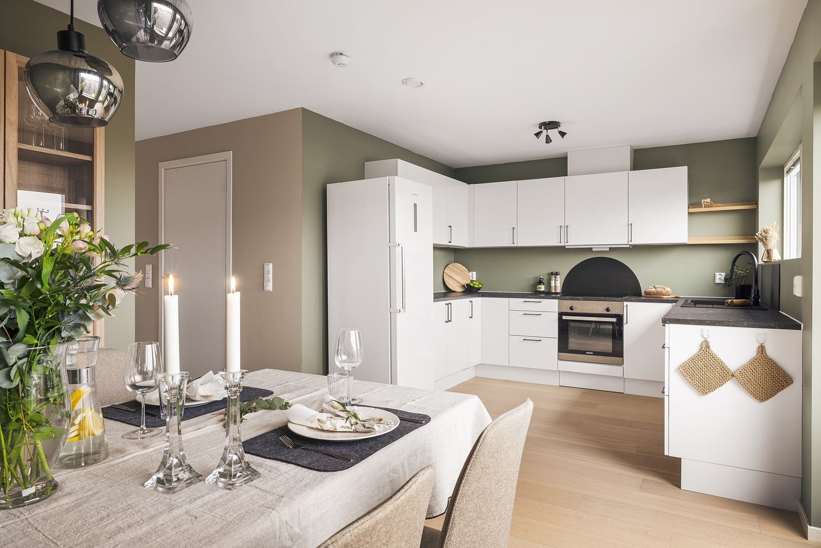 Eiendomsmegler 1 v/ Eivinn Bendiksen har gleden av å presentere Søre Valderhaug 25! Galleribilde