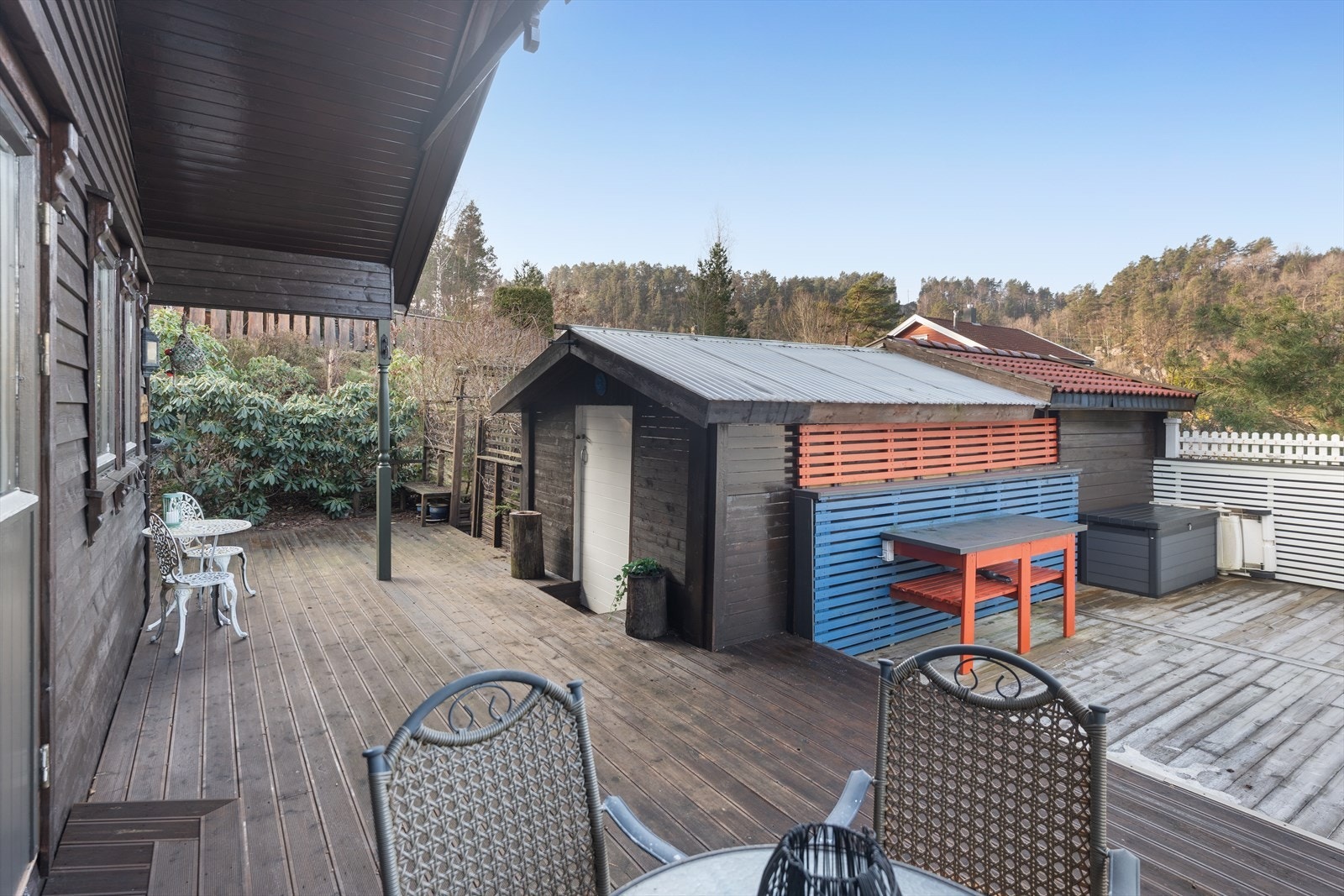 og bod med god lagringsplass Galleribilde