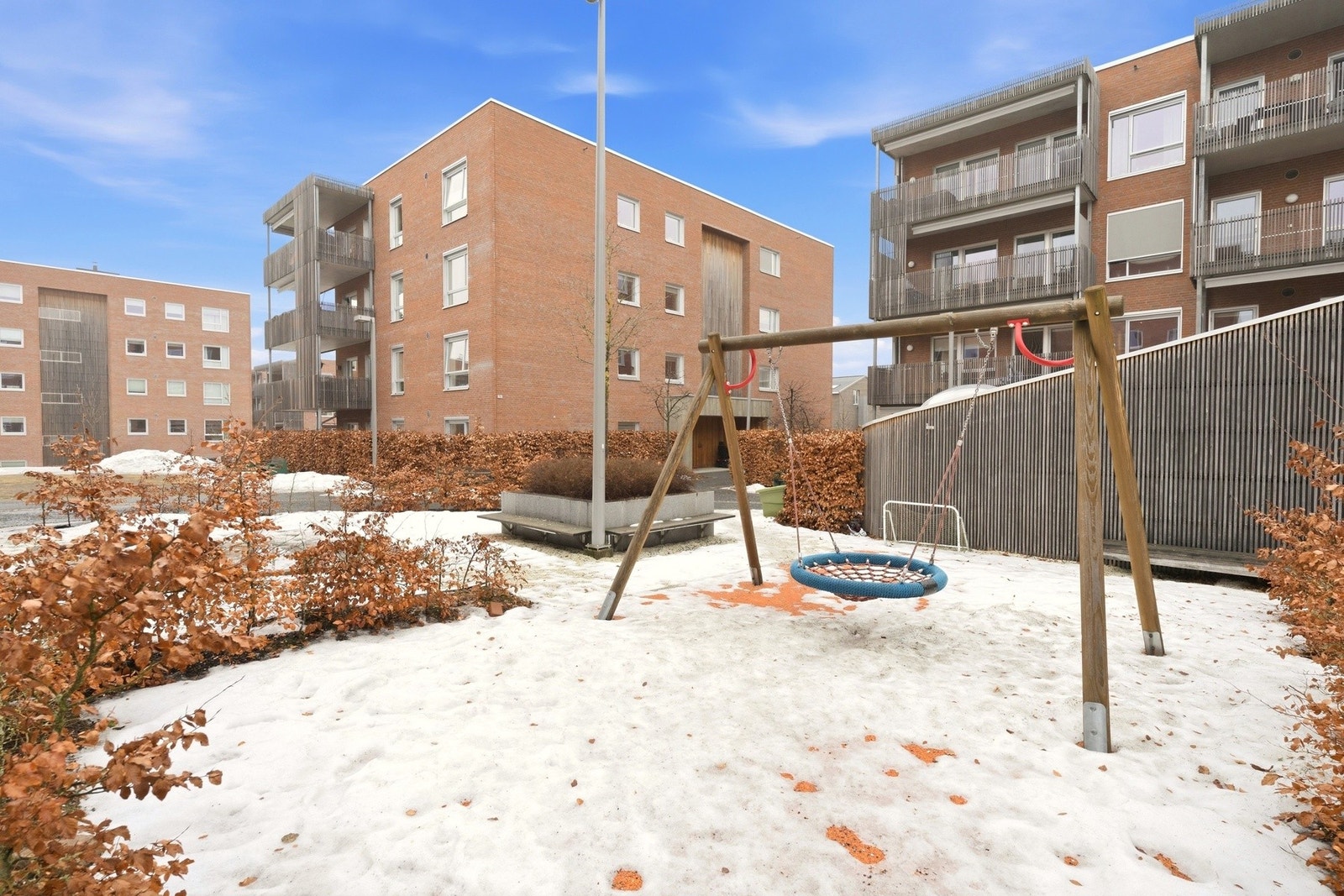 Her er det tilrettelagte lekeplasser i fellesarealene. Galleribilde