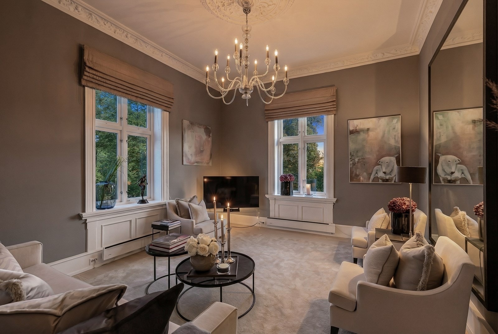 Takhøyde på 3,41m gir en svært god romfølelse. Galleribilde