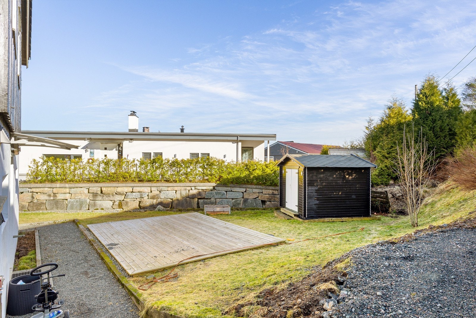 Treplatting som benyttes av leiligheten i underetasjen. Galleribilde