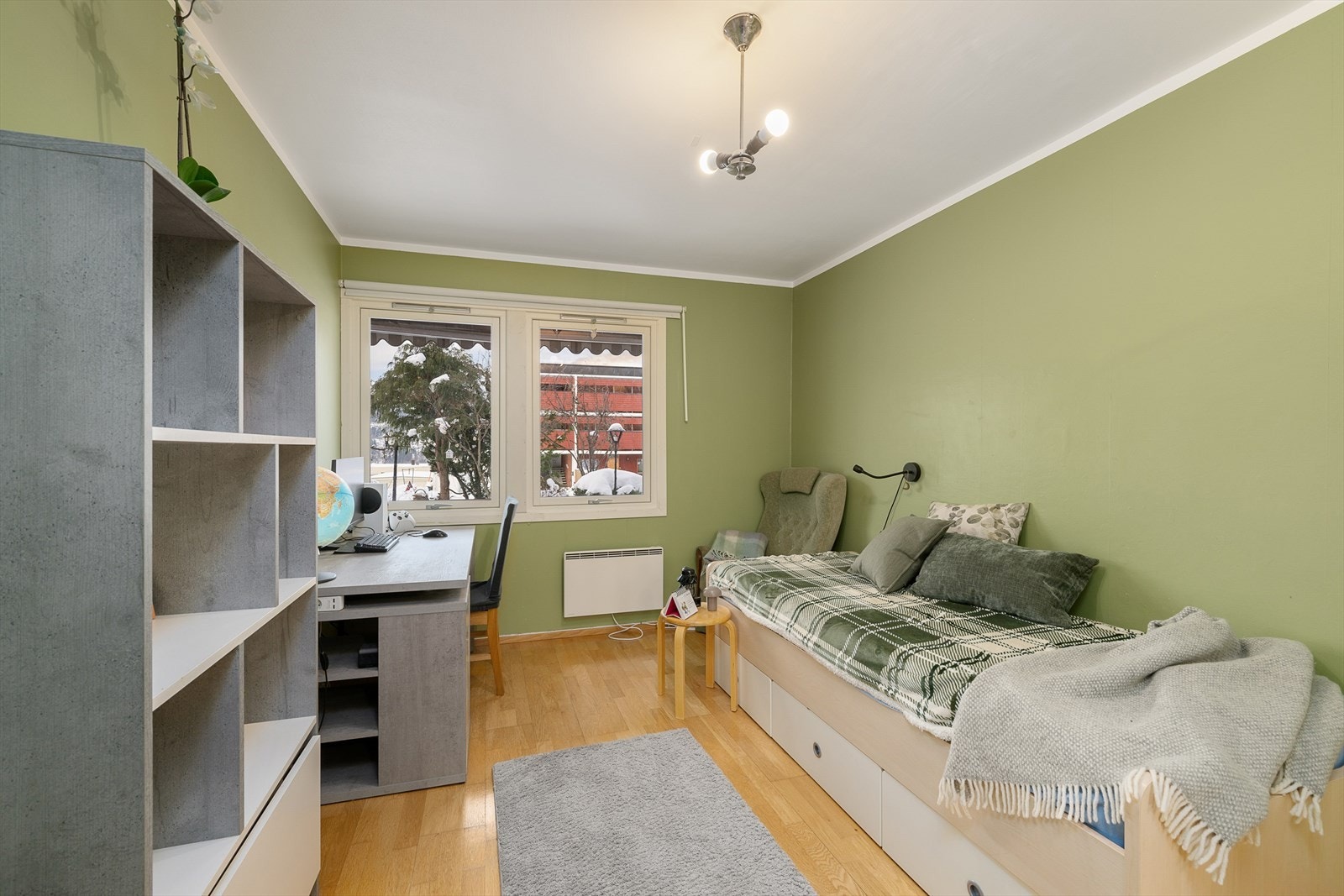 Det andre soverommet i underetasjen er også av god størrelse. Galleribilde