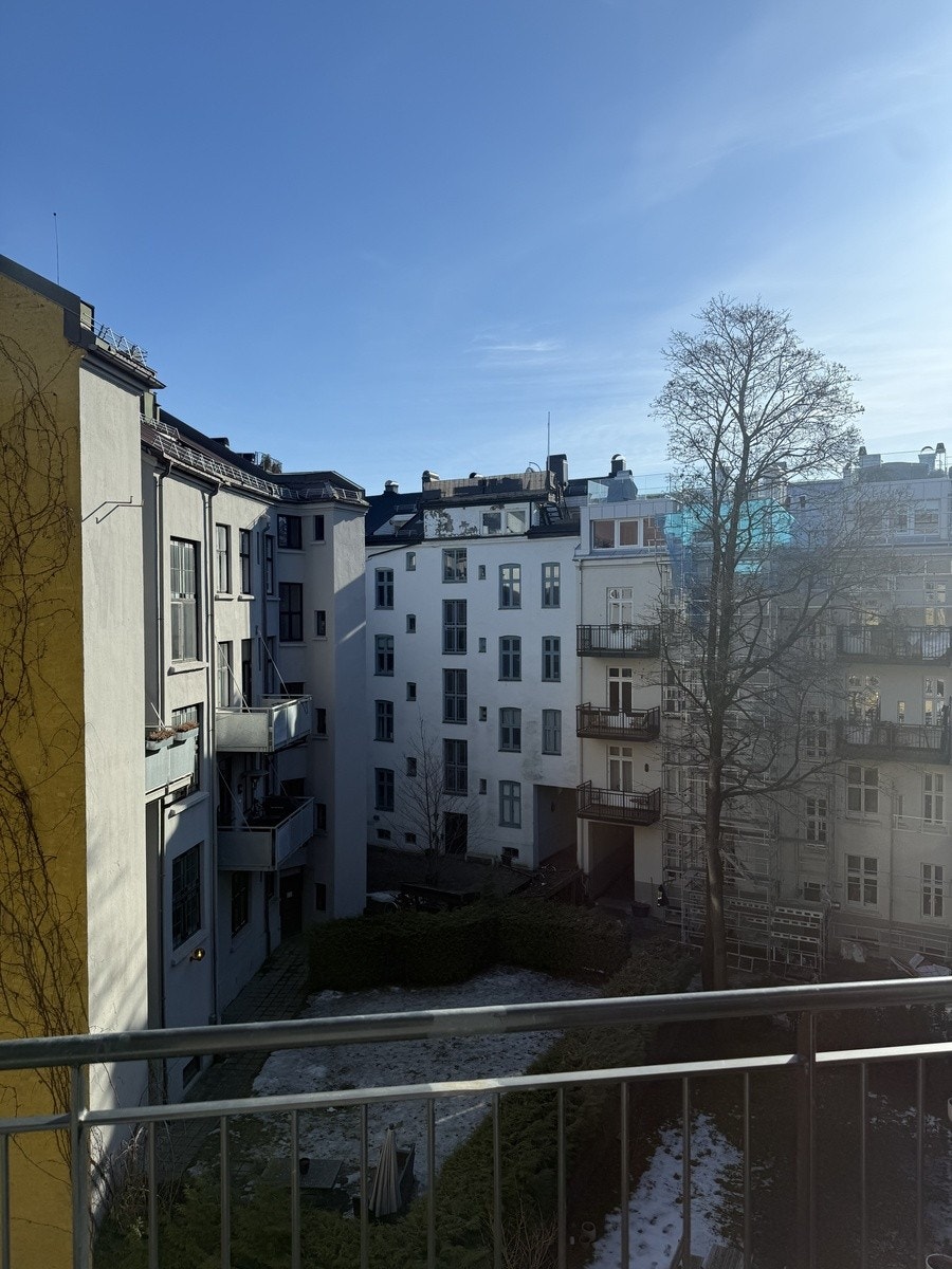 Skjermet bakgård Galleribilde