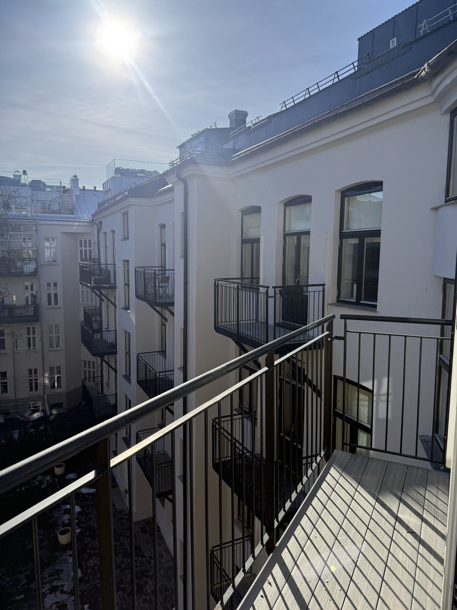 Stor balkong Galleribilde