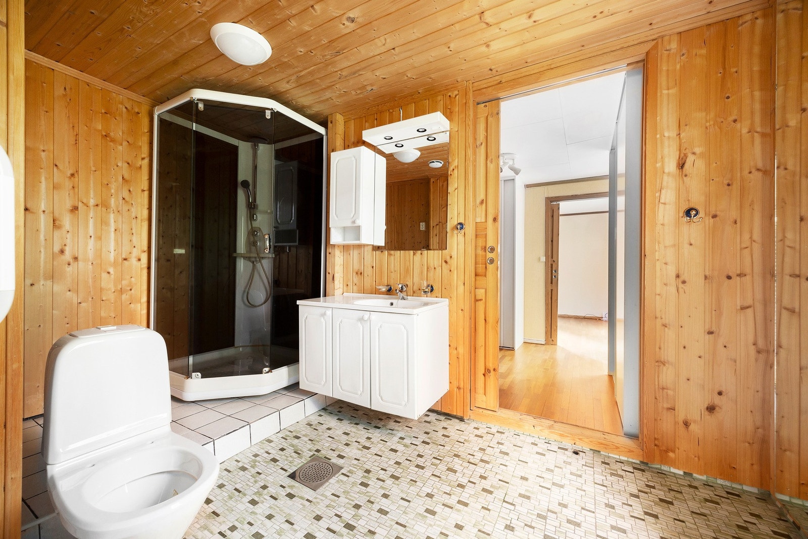 Bad 1. etasje. Galleribilde