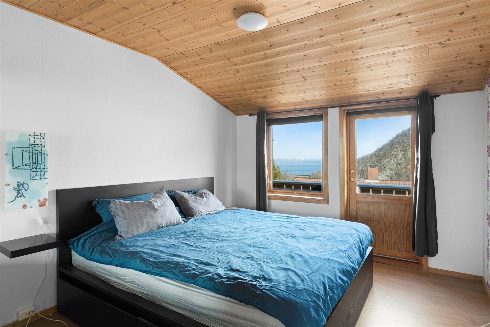 I 2. etasje er det tre gode soverom. Galleribilde