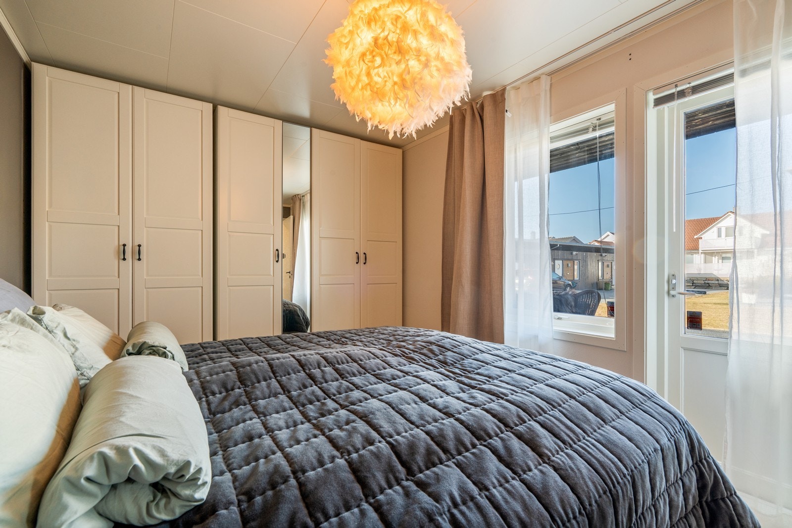 Terrassedør ut til egen platting. Galleribilde