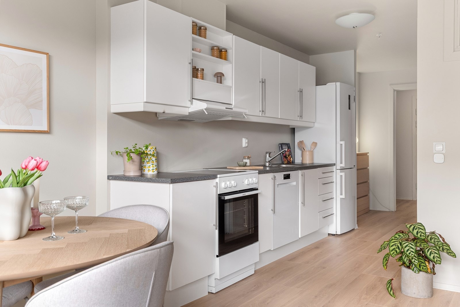 I stue/kjøkken er det gulvvarme. Galleribilde