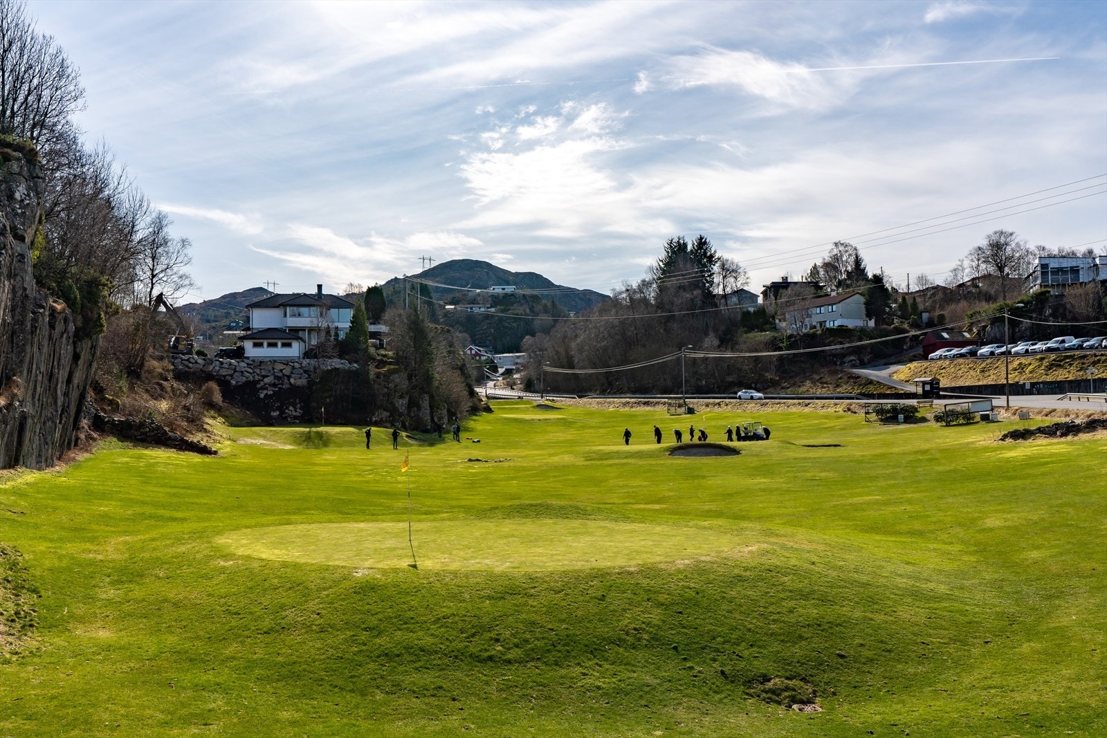-Rett i nærheten har du også Sotra Golfklubb med 9 hulls bane- Galleribilde