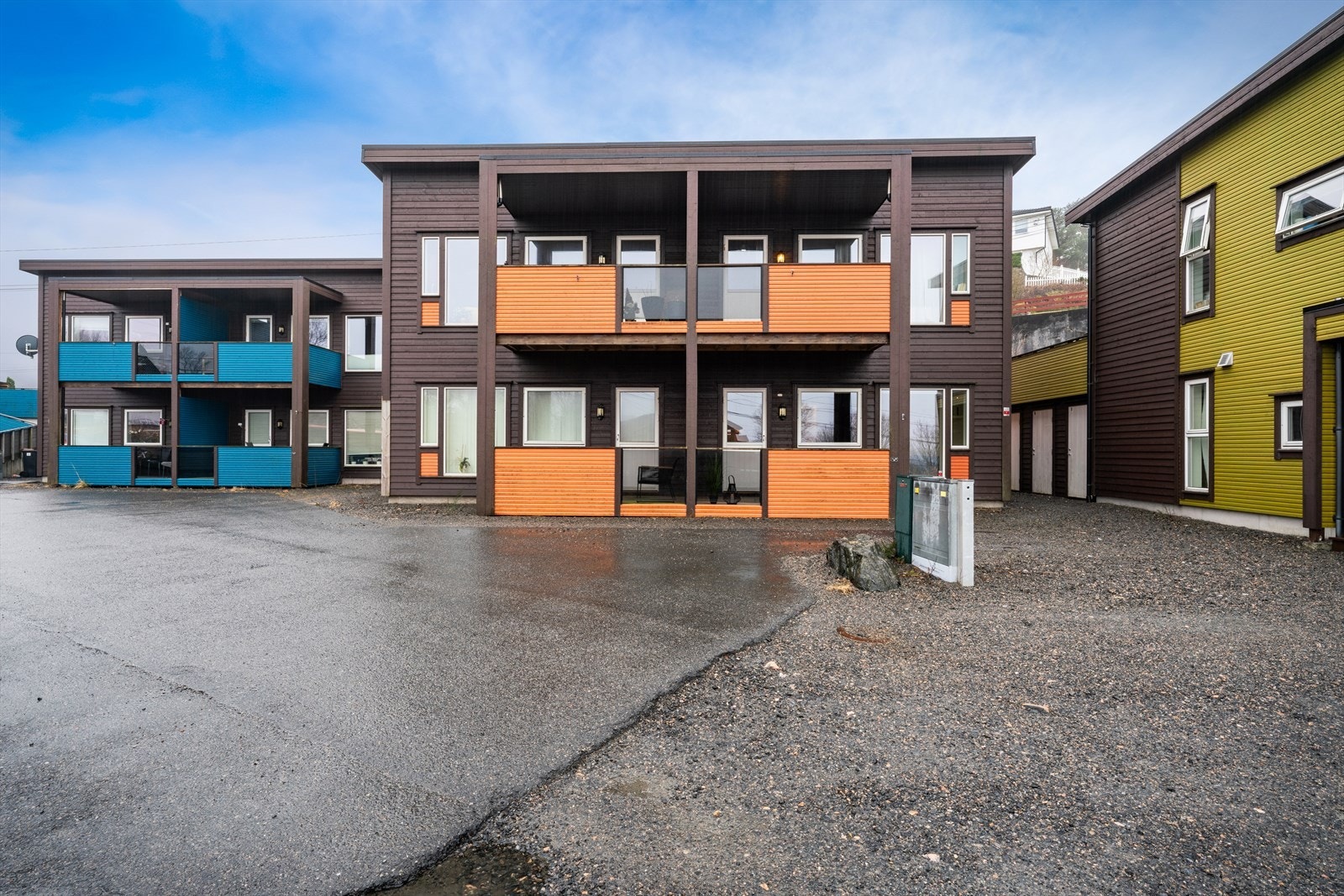 - Svært attraktiv og barnevennlig beliggenhet i Kolltveit, samt et rolig og hyggelig nabolag - Galleribilde