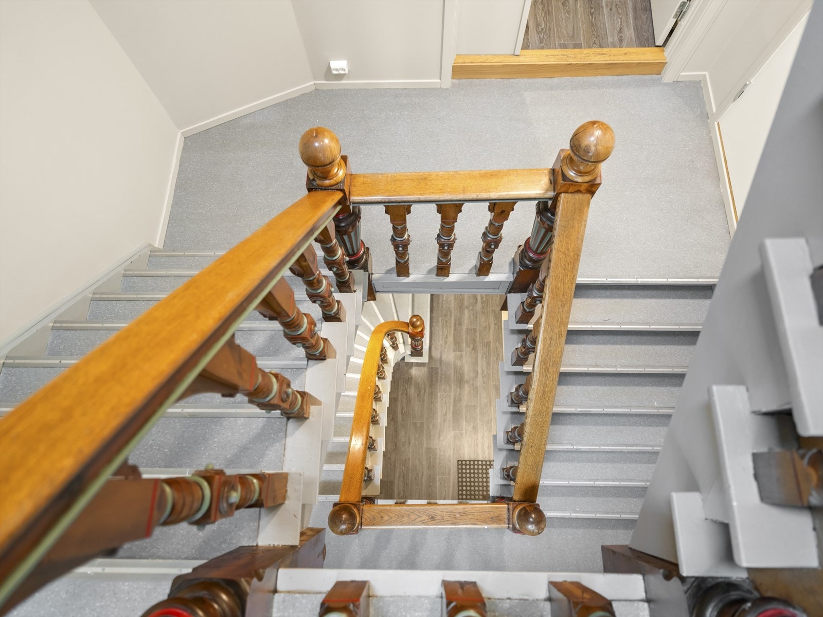 Felles trapperom Galleribilde