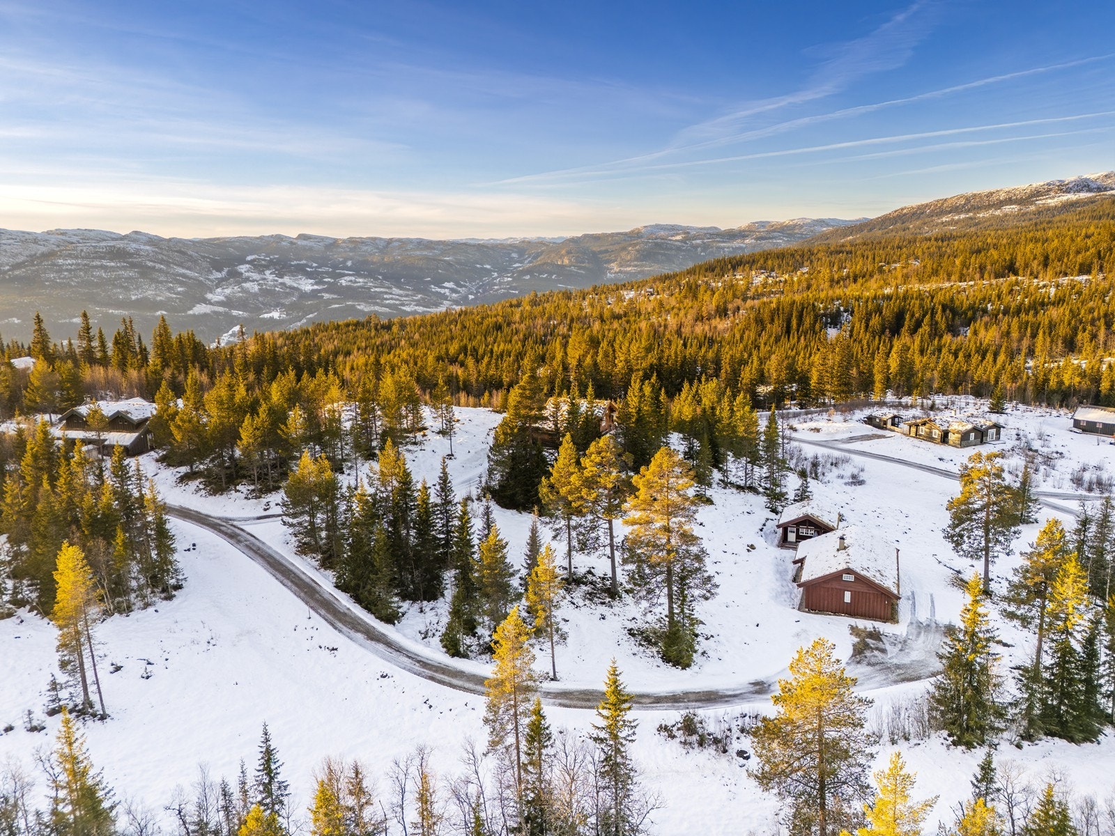 Området byr på flere fine toppturer. Galleribilde