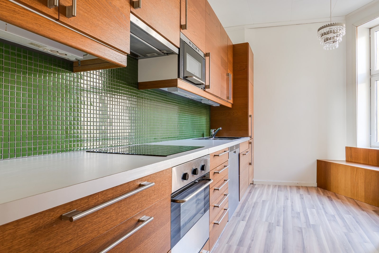 Separat kjøkken med innredning fra IKEA (2008) Galleribilde