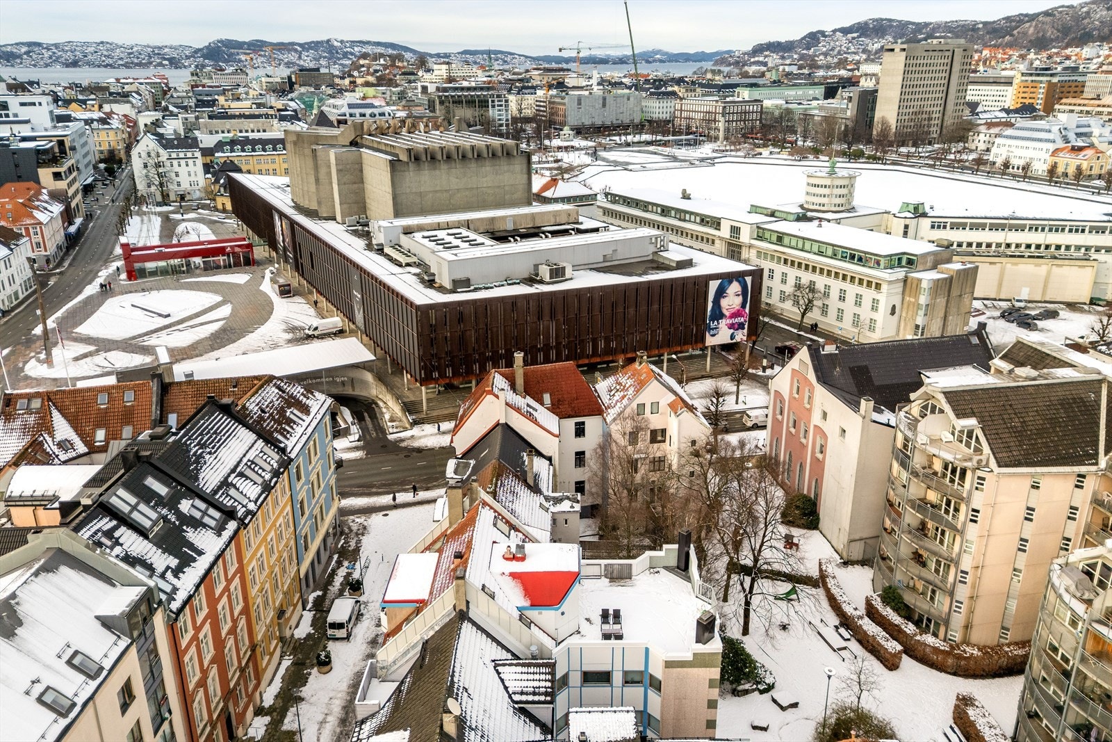 Meget attraktiv leilighet i 5. etg med 3 soverom | Takterrasse | Heis Galleribilde