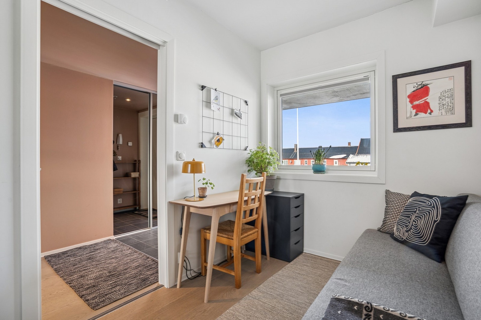 Soverom nummer to, som også kan innredes som et kontor. Galleribilde