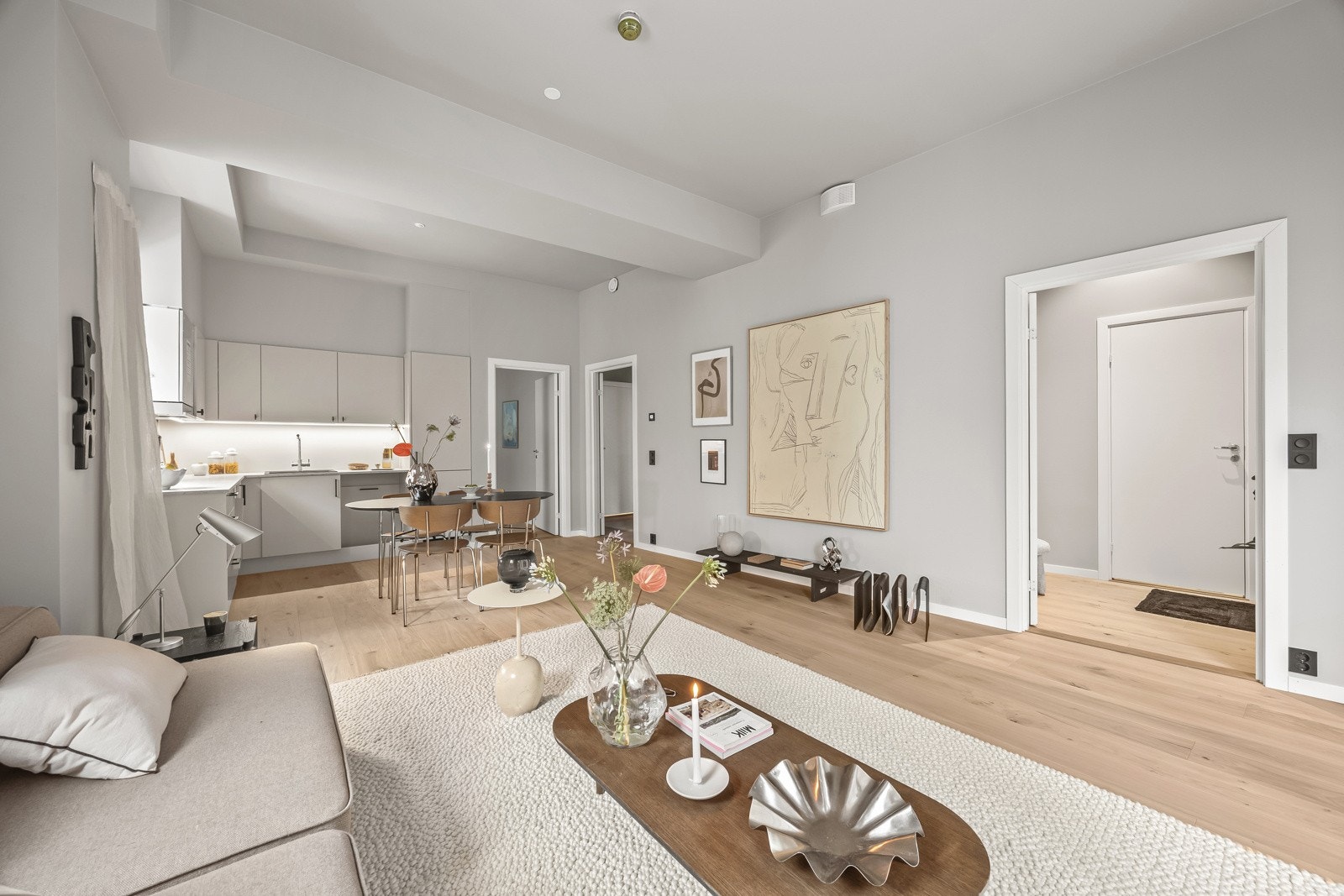 Leiligheten ligger skjermet til og ikke ut mot vei. Galleribilde