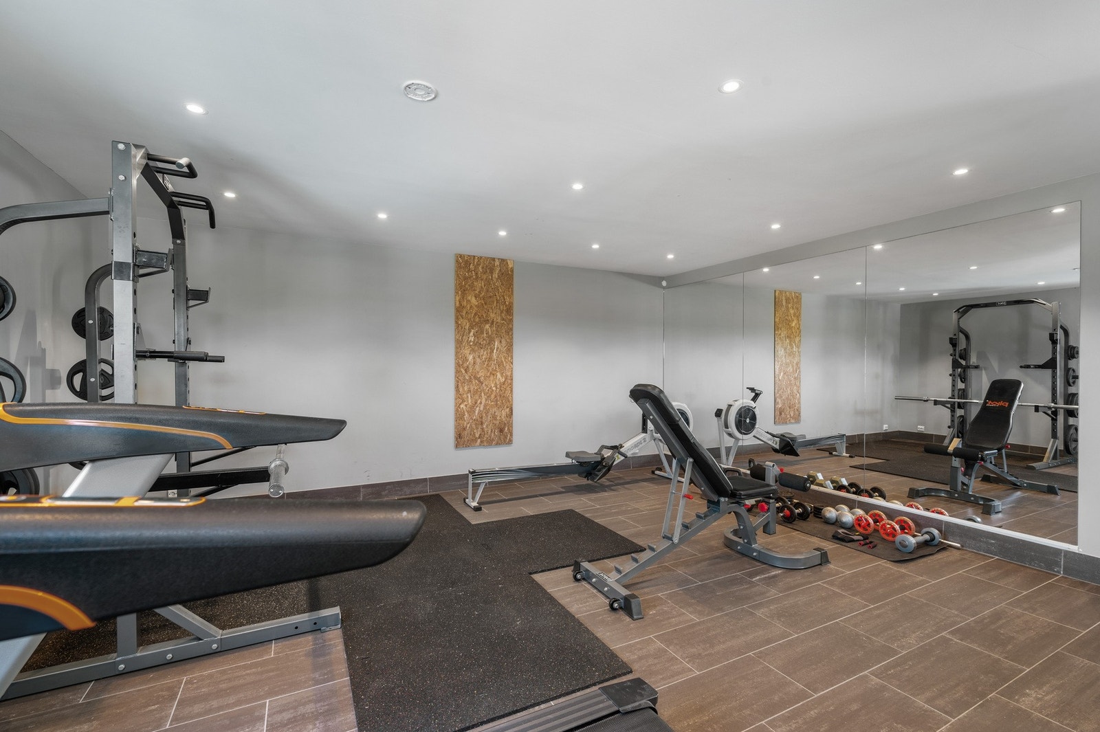 Det er i dag innredet som treningsrom, men her er det flere bruksmuligheter. Galleribilde