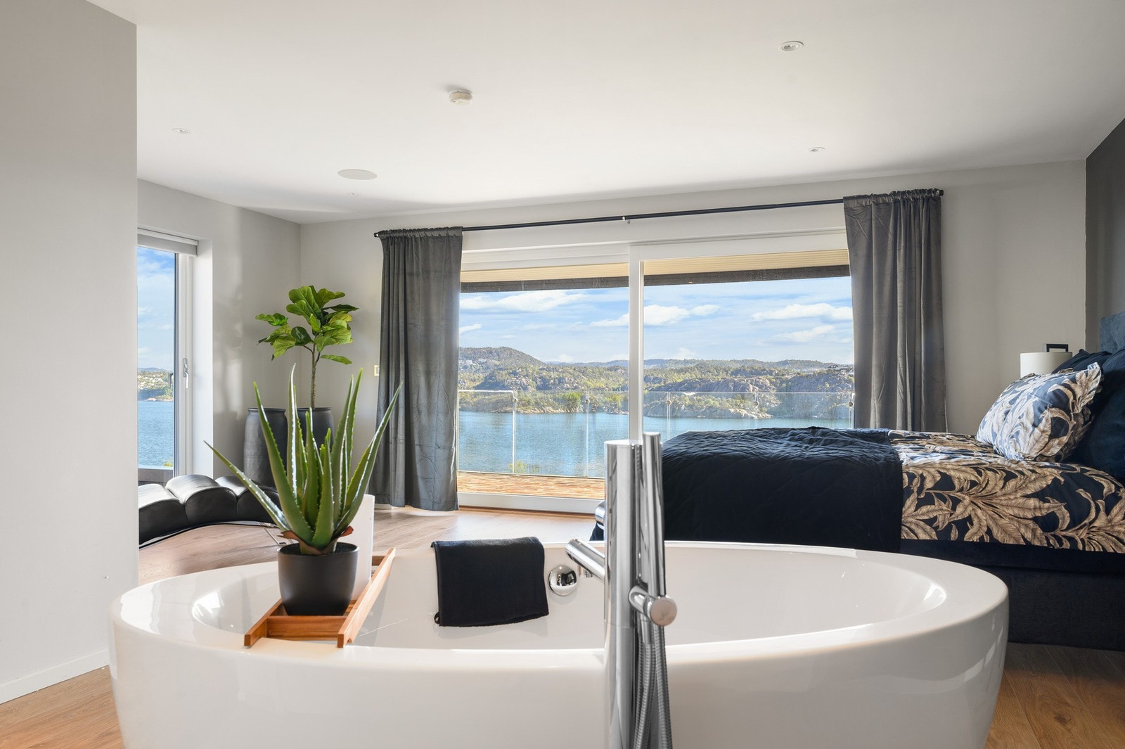 Her kan man nyte en rolig morgen eller slappe av etter en lang dag. Galleribilde