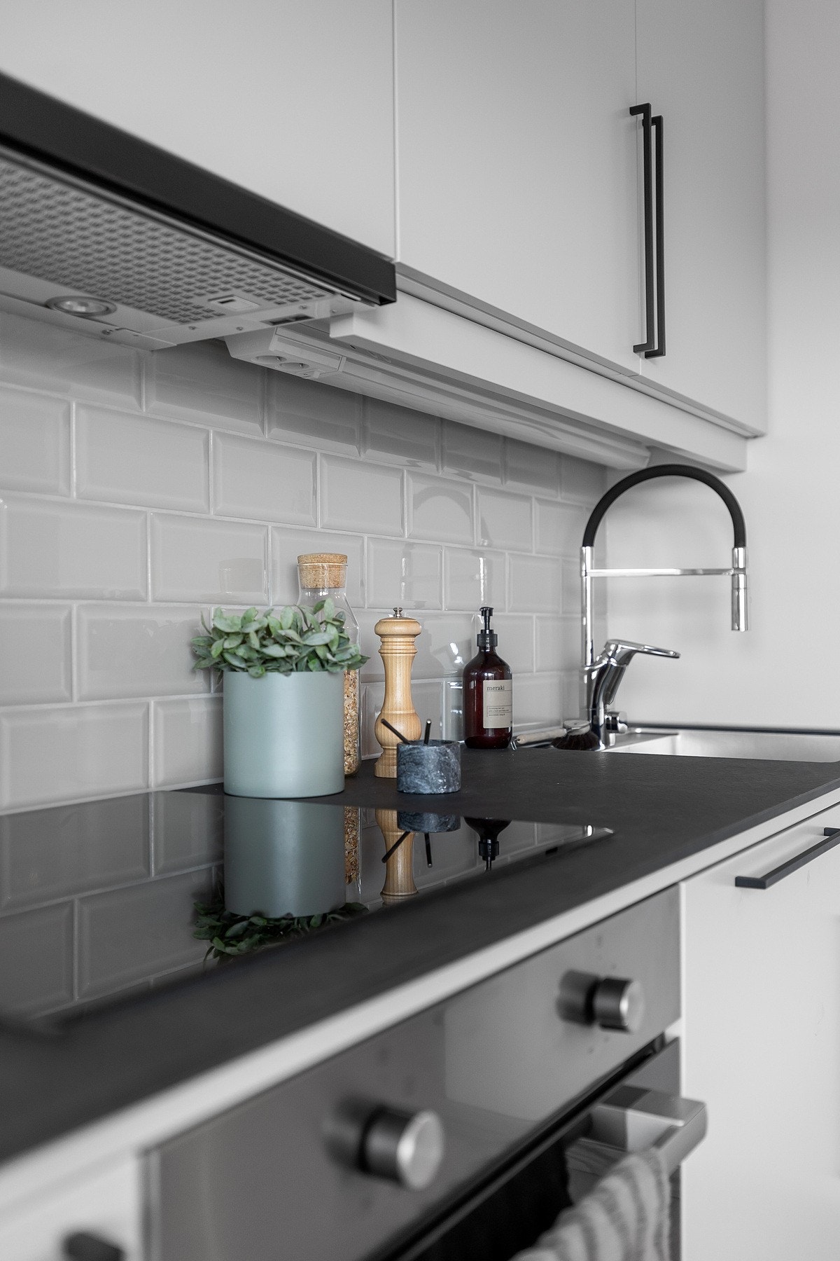 Alle hvitevarer er integrert og medfølger salget. Galleribilde