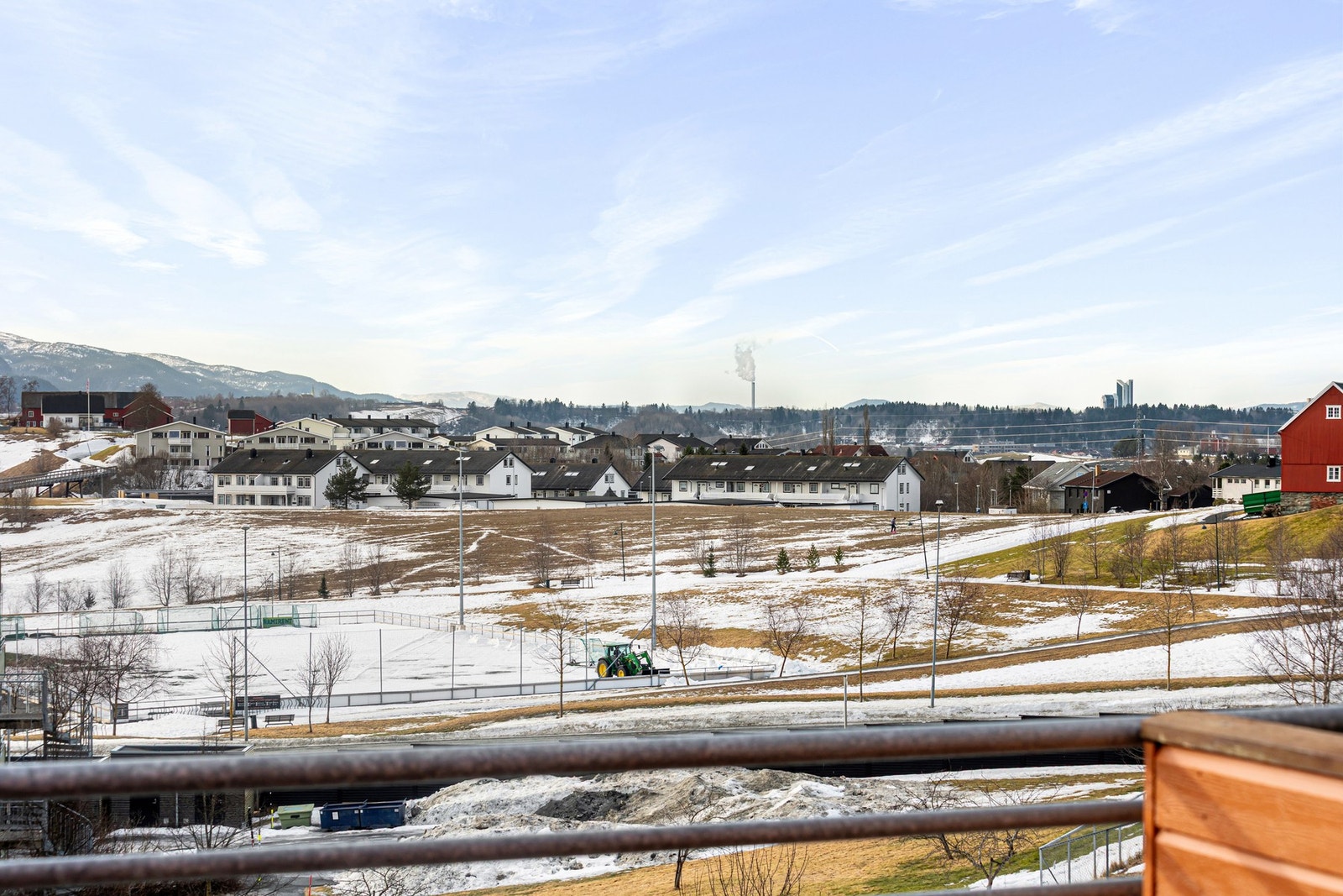 Nyt utsikten mot Utleira og flotte omgivelser. Galleribilde