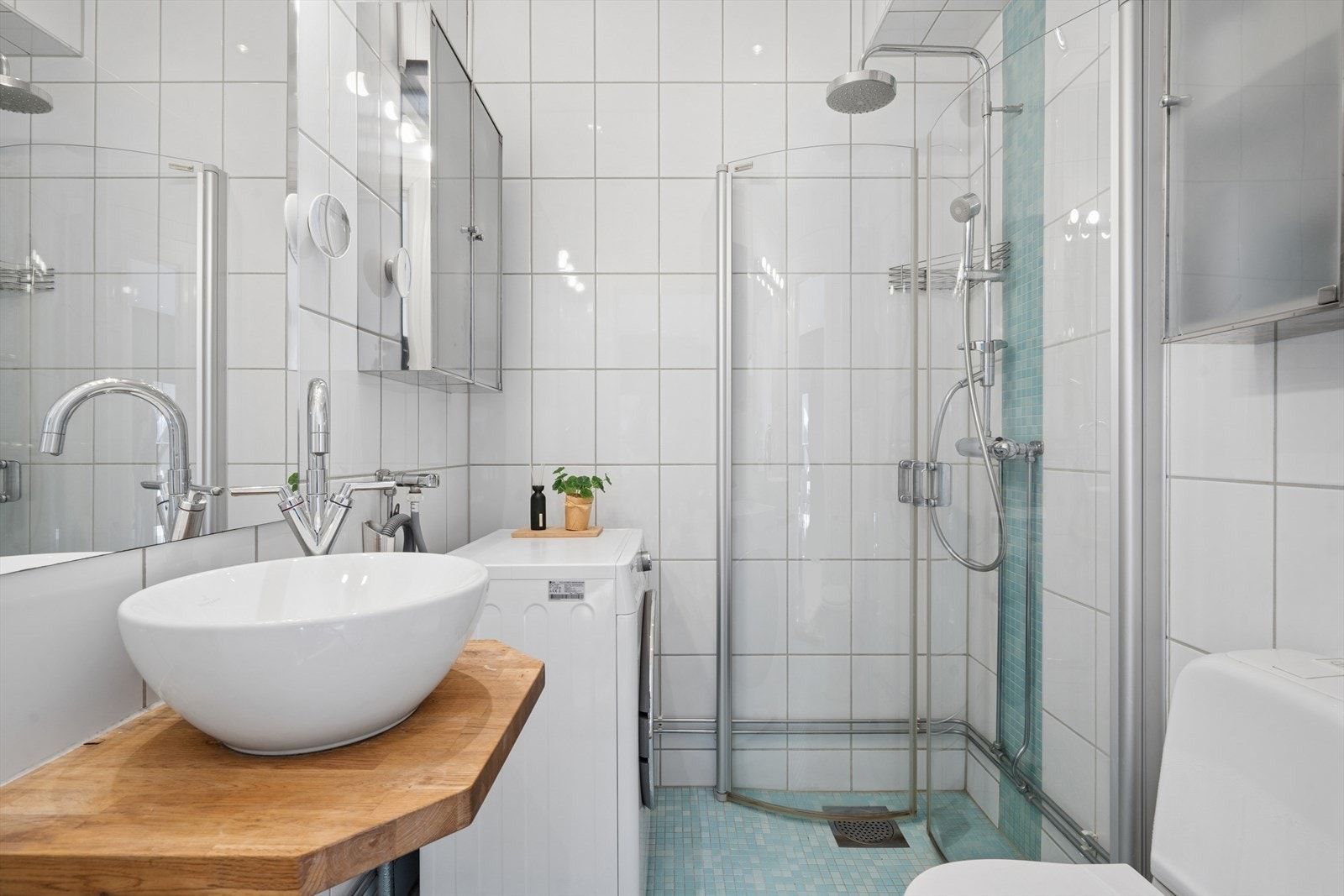 Flislagt bad med gulvvarme Galleribilde